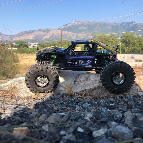 Twist of Bone Customs-FlashpointRacing R/C racing &Rock crawling + vintage toys - Picture 5 of 15